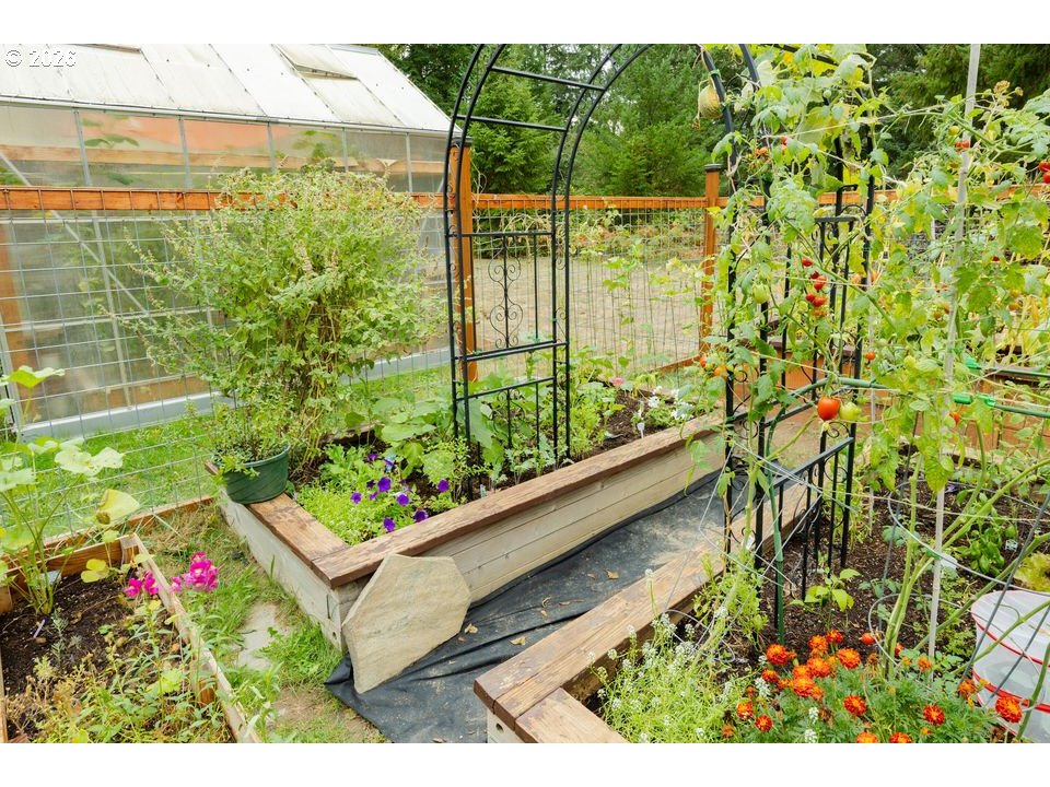 1121 Yeust Road Azalea, OR 97410 - Photo 46 of 48