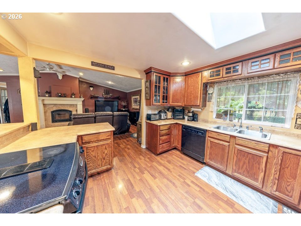 1121 Yeust Road Azalea, OR 97410 - Photo 6 of 48