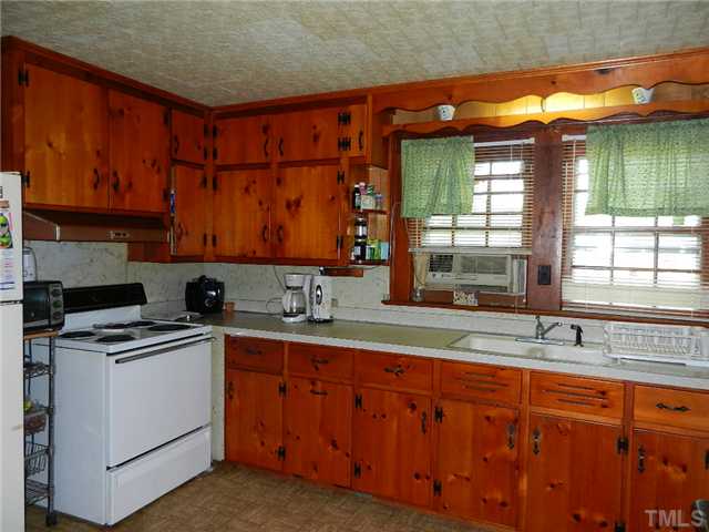 2499 Person Road Louisburg, NC 27549 - Photo 7 of 19 Gallery Image 7