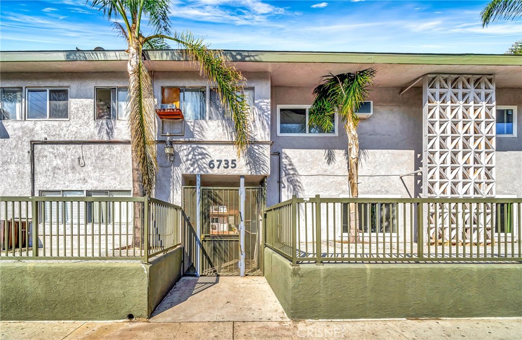 6735 Elmer Avenue, Unit 4, North Hollywood, CA 91606 Compass