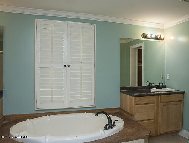123 Timber Trail Sunset, LA 70584 - Photo 9 of 20 14_Master Bedroom