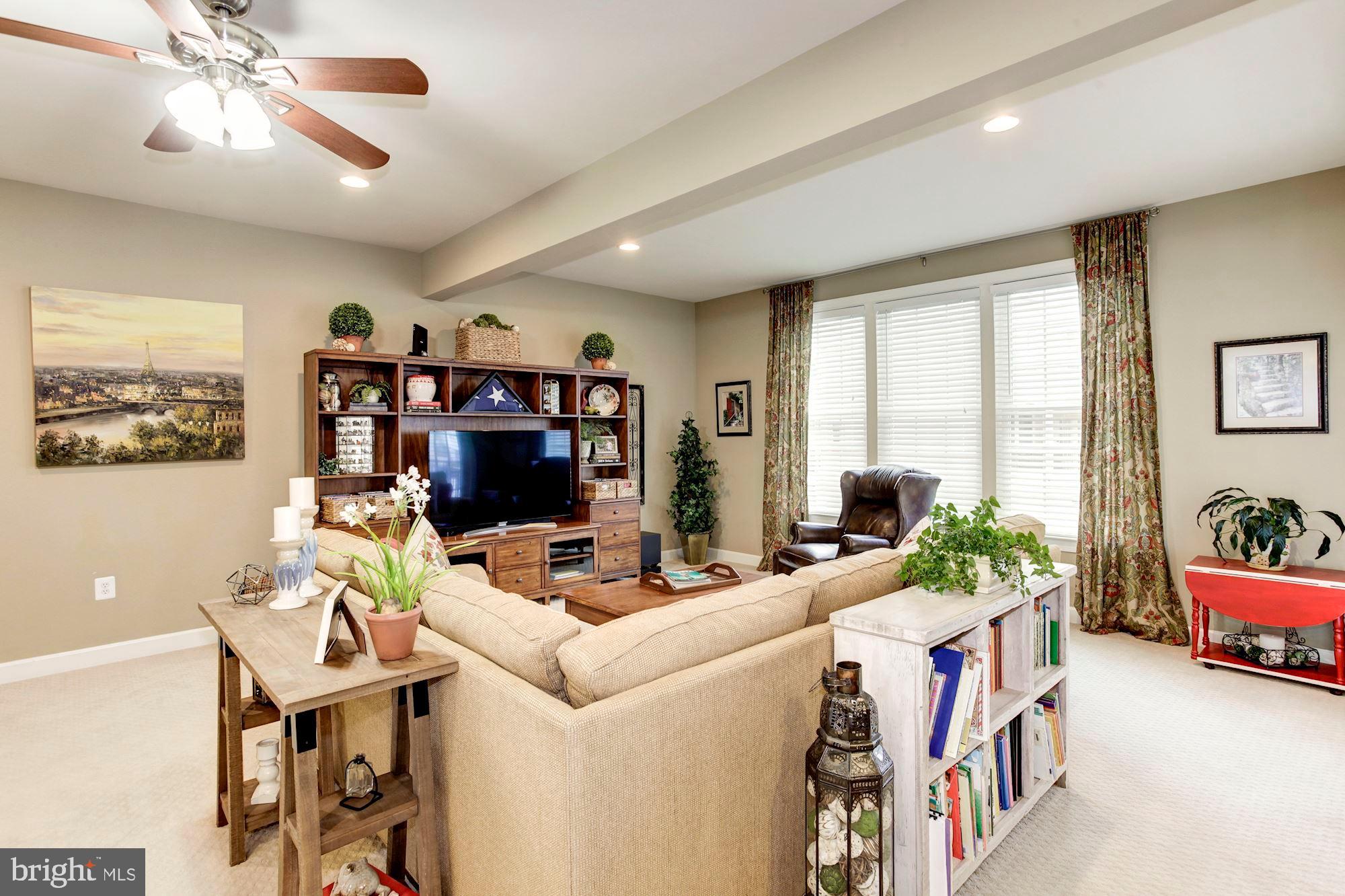 24960 Castleton Drive Chantilly, VA 20152 - Photo 18 of 44