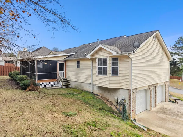 $2,400 | 8715 Windhaven Road, Ooltewah, TN 37363