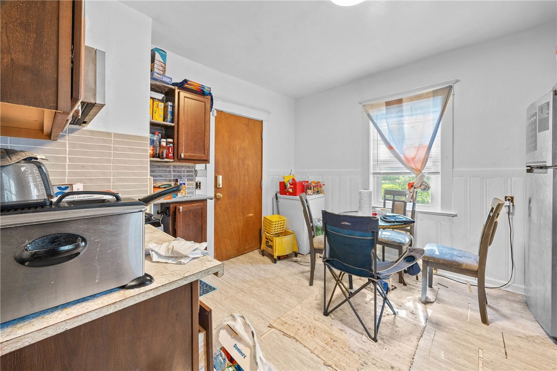 129 Hobart Street Rochester, NY 14611 - Photo 5 of 49