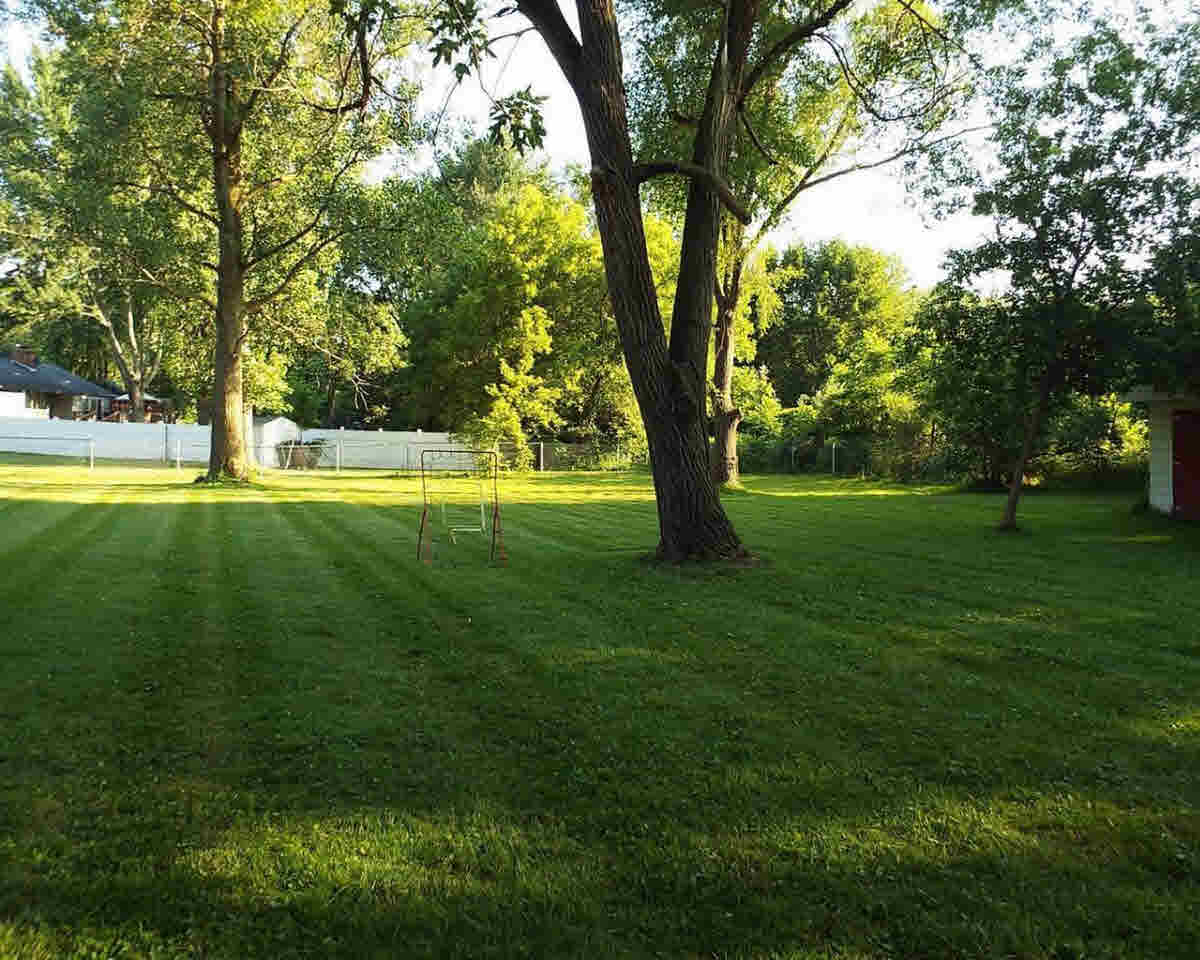 6134 East Potter Road Burton, MI 48509 - Photo 17 of 22 21319063-16.JPG