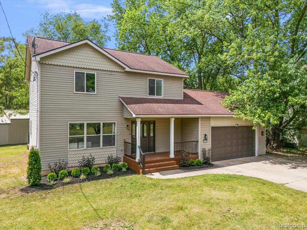 9248 Riverside Drive Brighton, MI 48116 - Photo 2 of 46