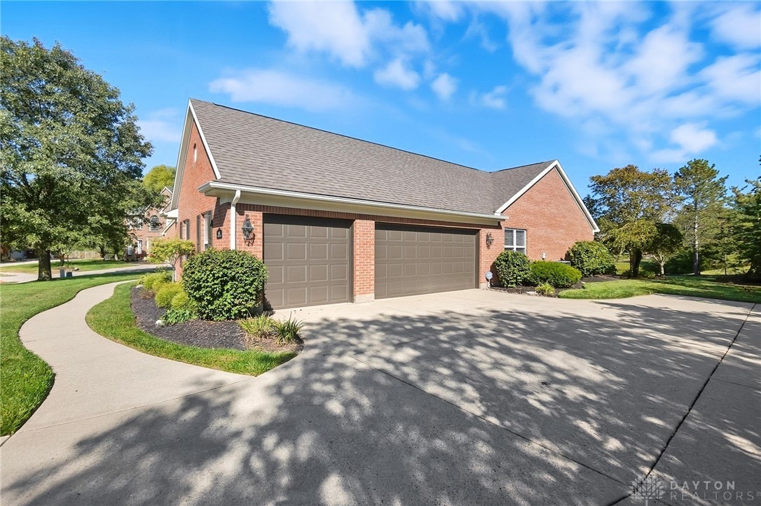 1051 Millstone Road Dayton, OH 45458 - Photo 5 of 48 Gallery Image 5