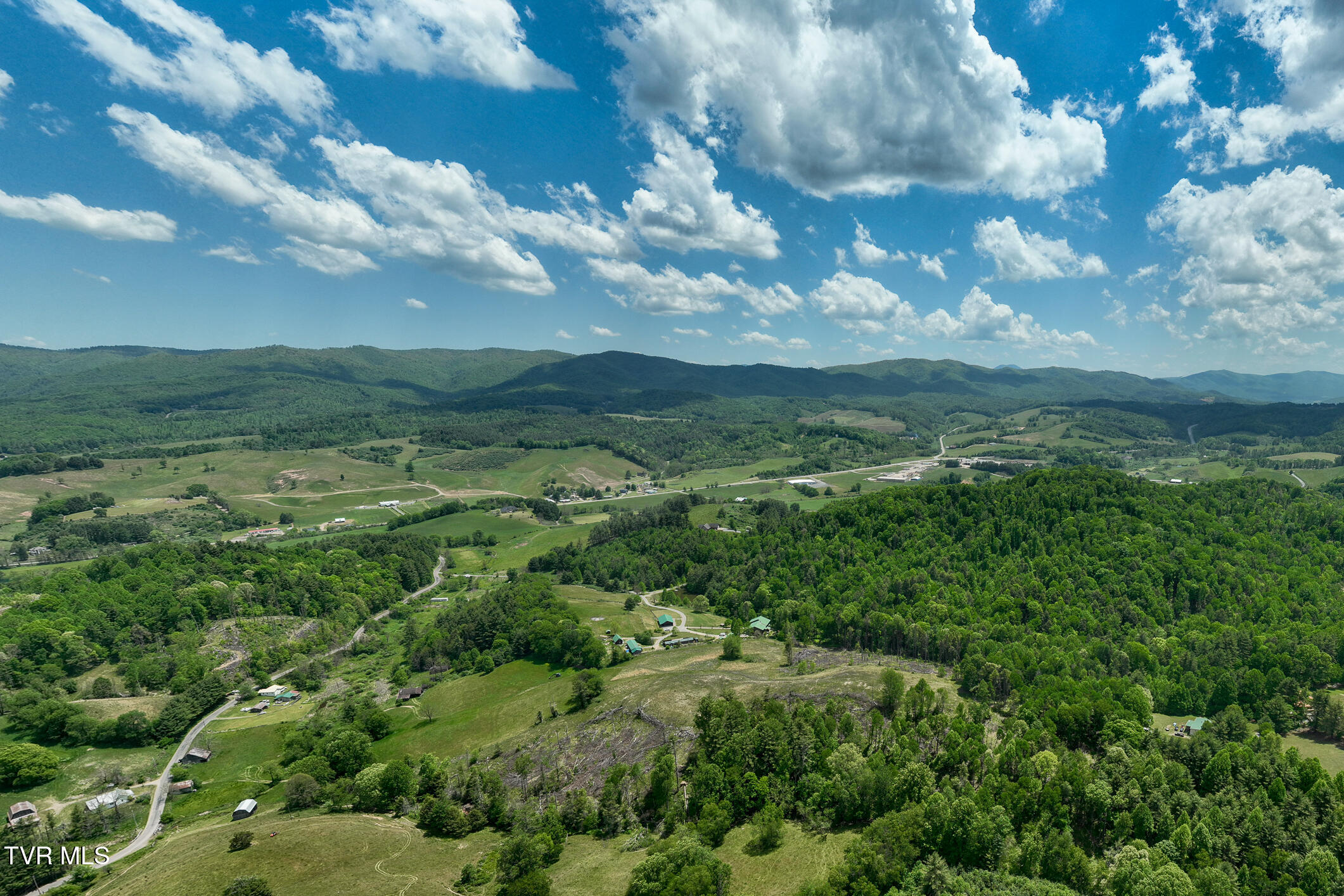 2 Rd Mountain Mountain City, TN 37683 - Photo 12 of 37 TBD Shingletown Rd (12 of 26)