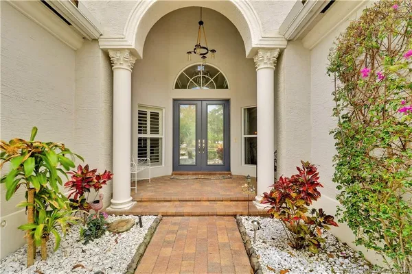 $1,249,000 | 5628 Southwest Gray Fox Drive, Palm City, FL 34990