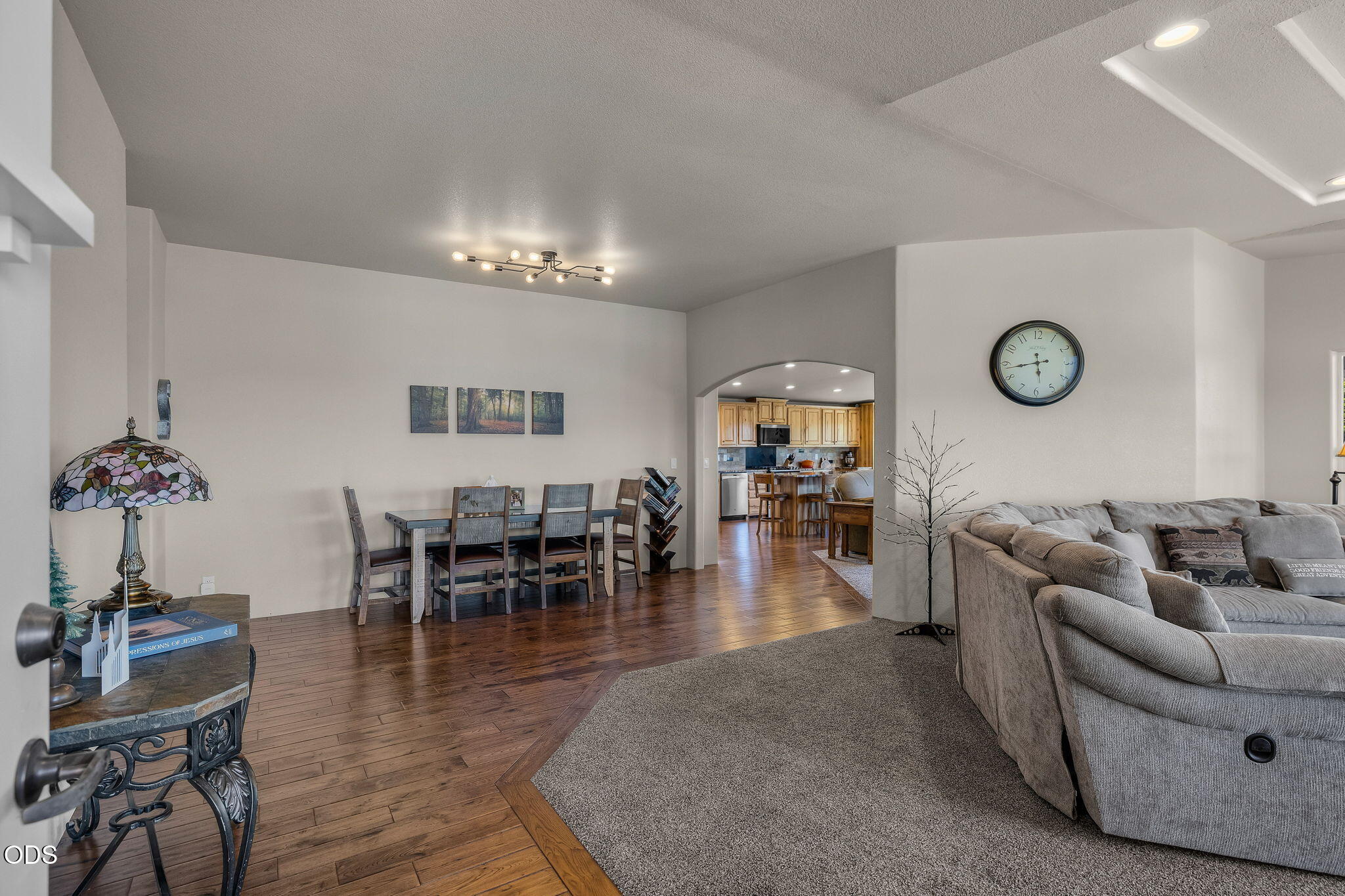20810 89th Street Bend, OR 97703 - Photo 23 of 87