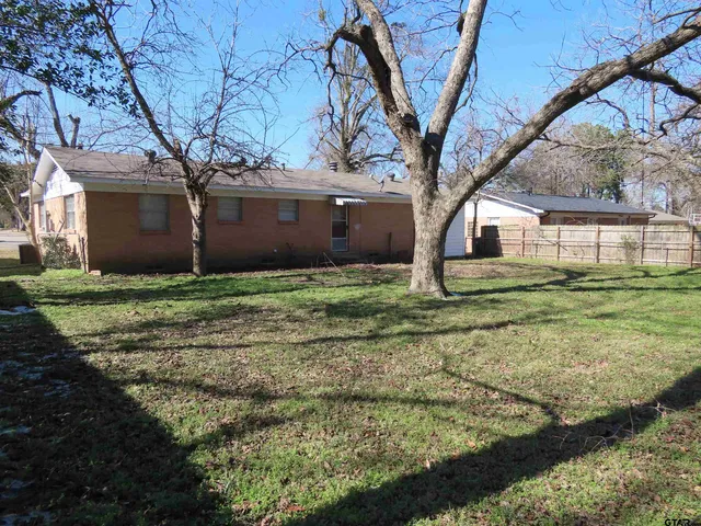$1,425 | 2022 South Boldt Avenue, Tyler, TX 75701