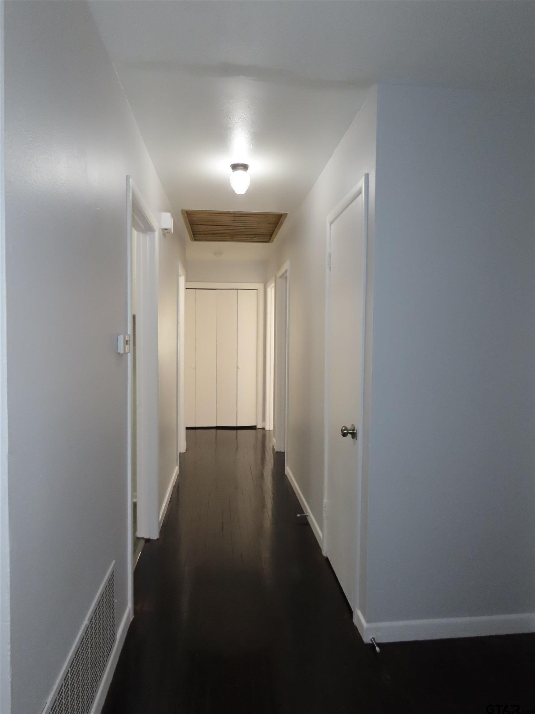 2022 South Boldt Avenue Tyler, TX 75701 - Photo 9 of 26