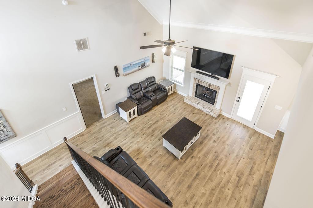 135 Timber Ridge Boulevard Byron, GA 31008 - Photo 23 of 36 a living room with furniture and a flat screen tv