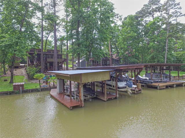$535,000 | 70 Lower Cove Drive, Point Blank, TX 77364