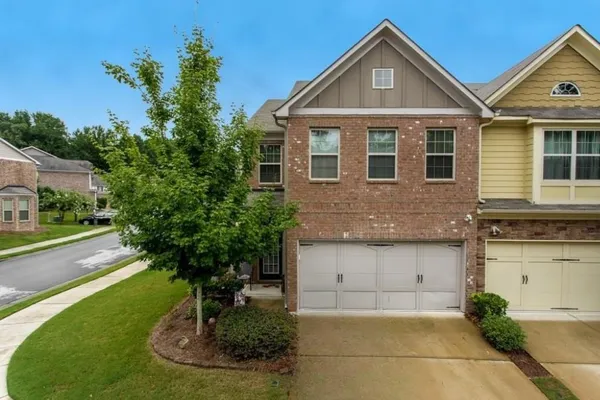 $2,300 | 3879 Brockenhurst Drive, Buford, GA 30519