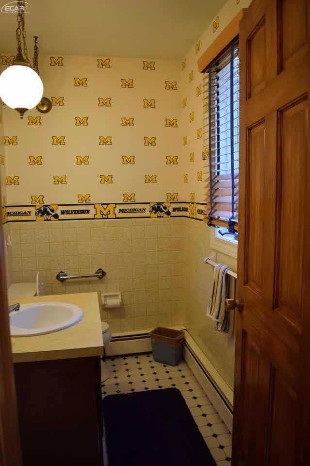 6258 North McKinley Road Flushing, MI 48433 - Photo 15 of 30 21305639-14.JPG