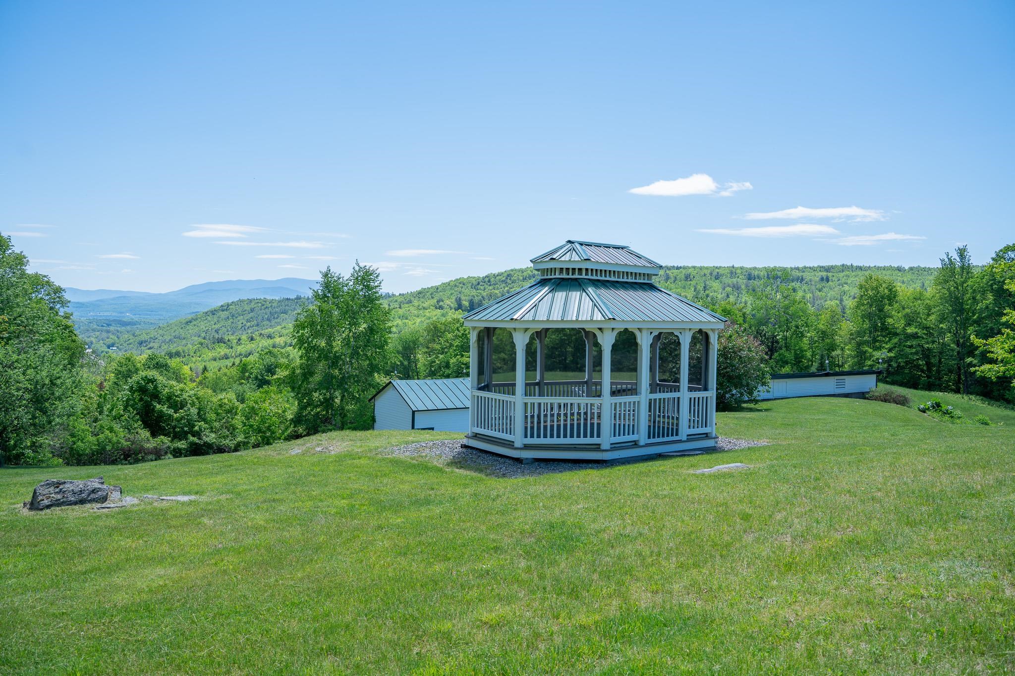 352 Maple Hill Road Newbury, VT 05069 - Photo 12 of 60