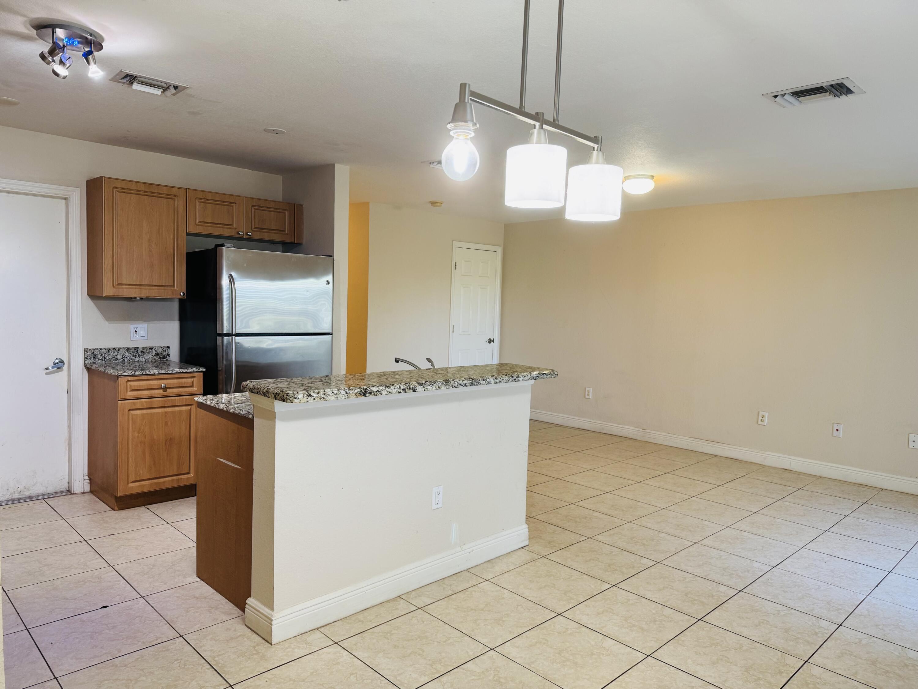 6679 Old Farm Trail Boynton Beach, FL 33437 - Photo 4 of 12 IMG_6893