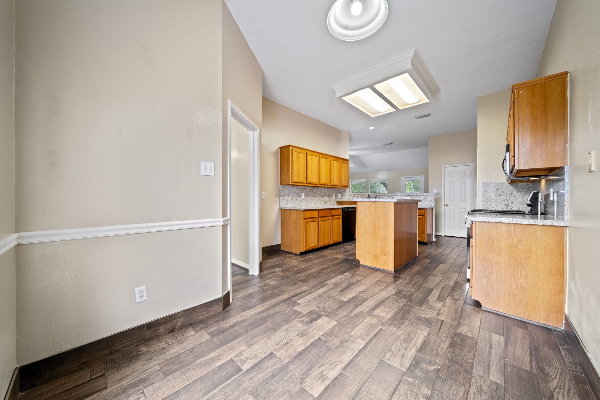 7530 Alderly Drive Spring, TX 77389 - Photo 14 of 32