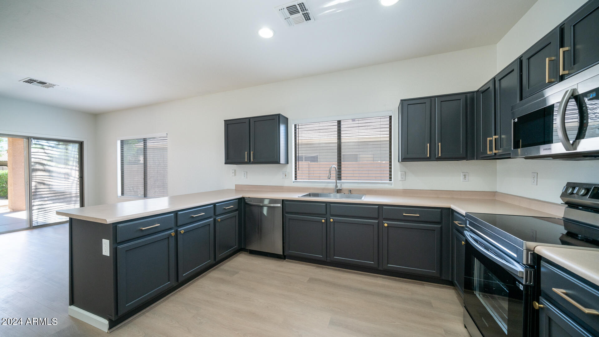 44703 Portabello Road Maricopa, AZ 85139 - Photo 14 of 29 44703 W Portabello Rd-11