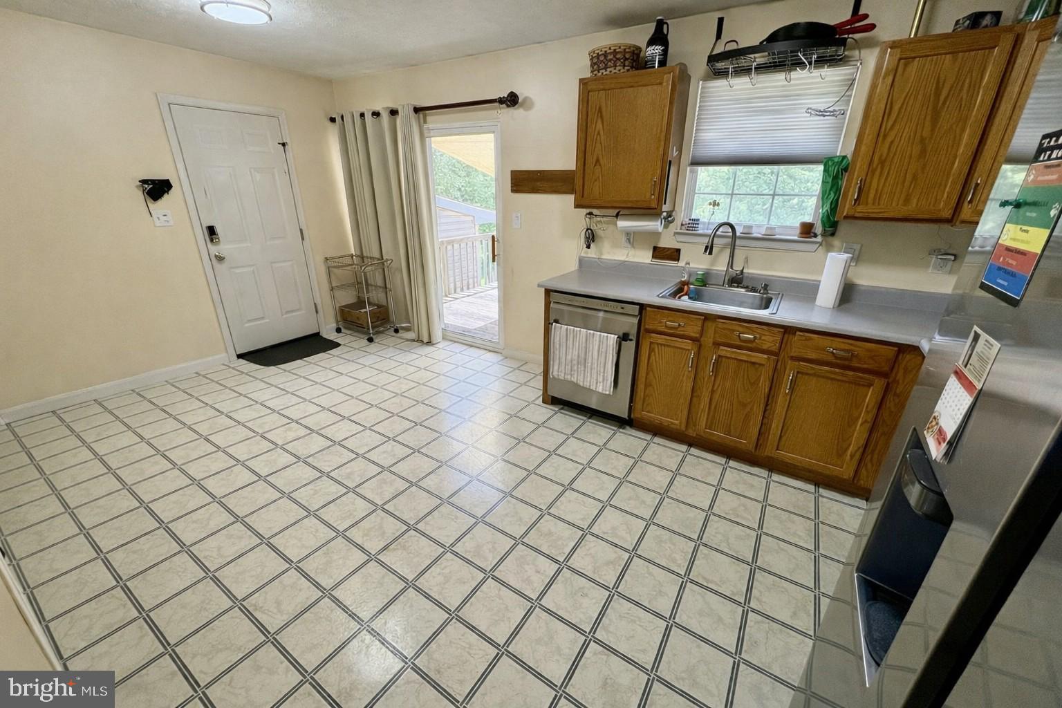 485 Crossing Way Manchester, PA 17345 - Photo 24 of 36