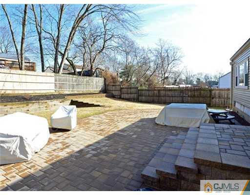 9 Andover Road Old Bridge, NJ 08857 - Photo 14 of 16 Gallery Image 14
