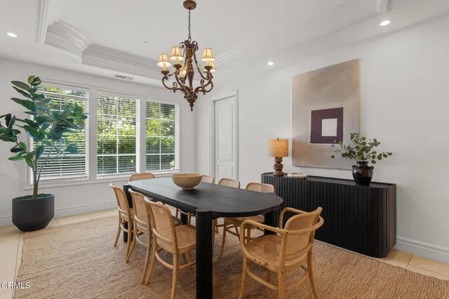 $14,000 | 1571 North Bundy Drive, Los Angeles, CA 90049