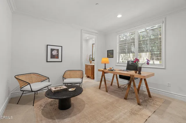 $14,000 | 1571 North Bundy Drive, Los Angeles, CA 90049