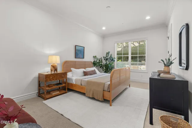 $14,000 | 1571 North Bundy Drive, Los Angeles, CA 90049