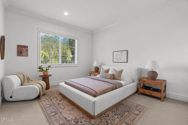 $14,000 | 1571 North Bundy Drive, Los Angeles, CA 90049