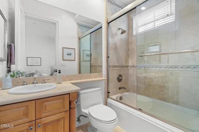 $14,000 | 1571 North Bundy Drive, Los Angeles, CA 90049