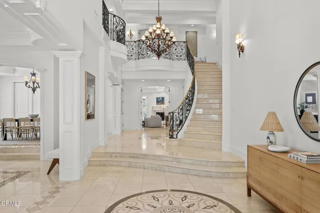 $14,000 | 1571 North Bundy Drive, Los Angeles, CA 90049