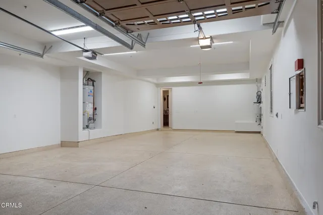 $14,000 | 1571 North Bundy Drive, Los Angeles, CA 90049