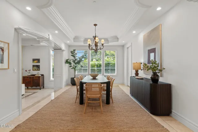 $14,000 | 1571 North Bundy Drive, Los Angeles, CA 90049