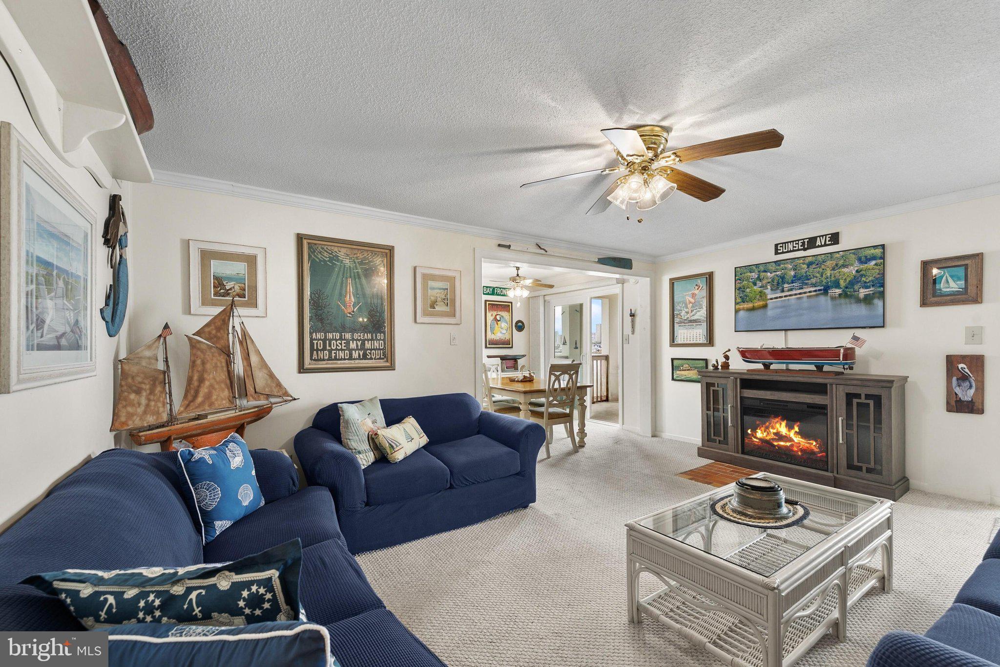 181 Jamestown Road, Unit 5 Ocean City, MD 21842 - Photo 15 of 64 Living Room