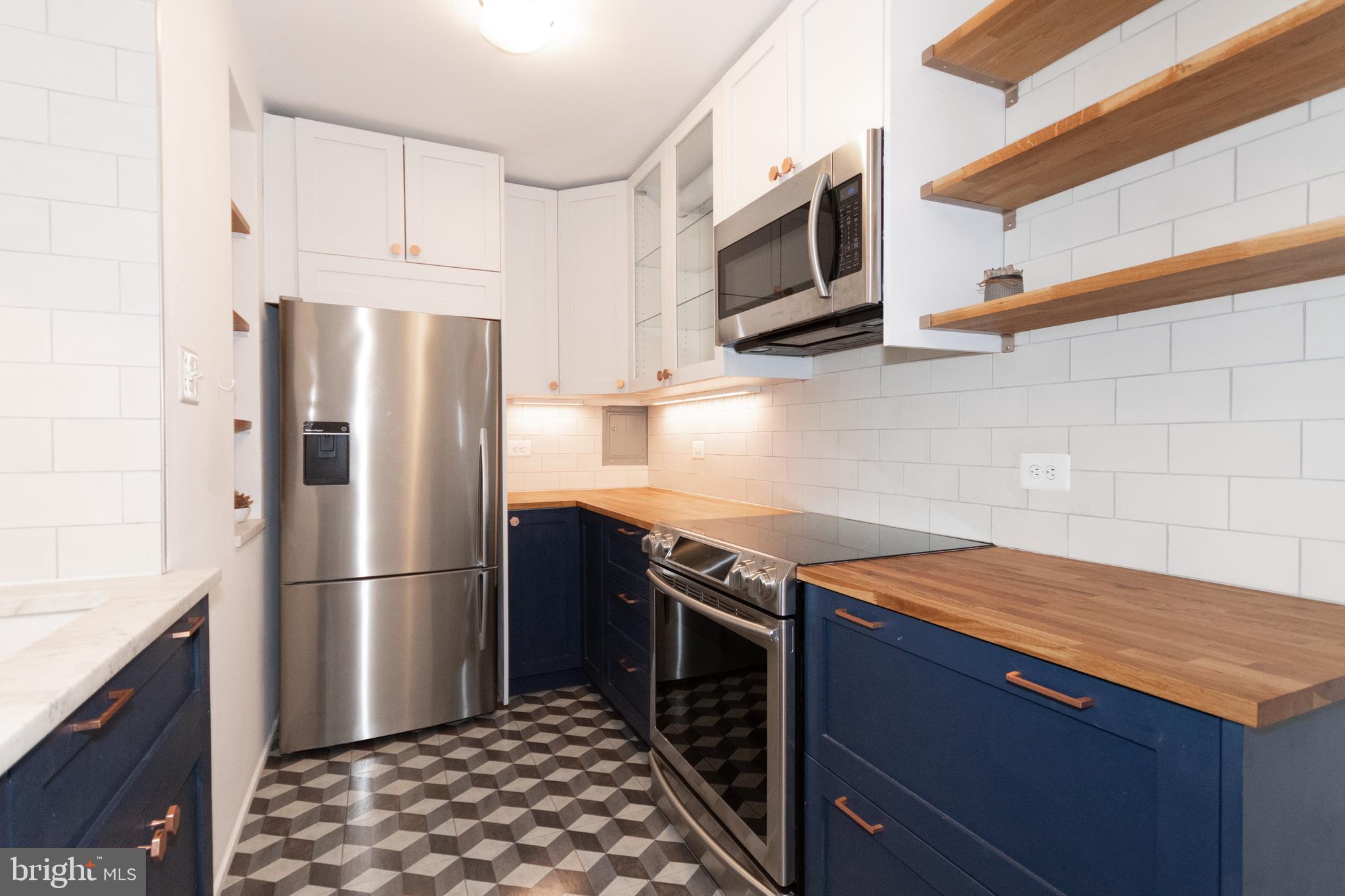 1301 Delaware Avenue Southwest, Unit N512 Washington, DC 20024 - Photo 7 of 28 Kitchen
