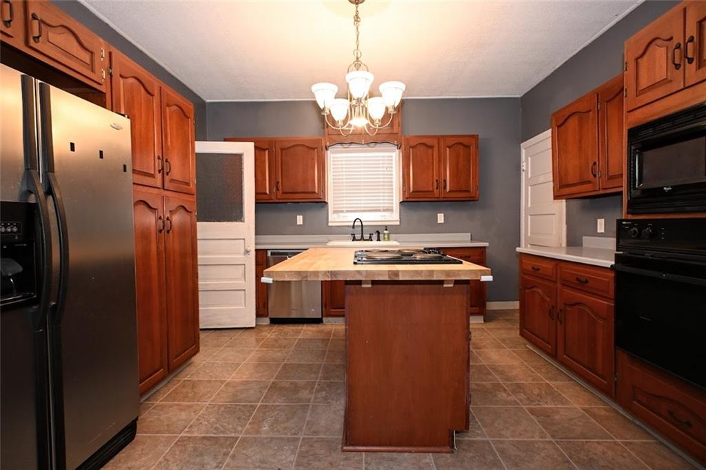 317 South Main Street Point Marion, PA 15474 - Photo 8 of 22