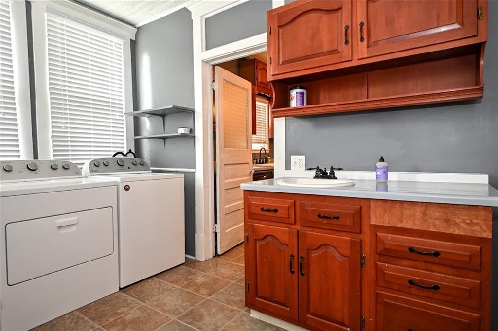 317 South Main Street Point Marion, PA 15474 - Photo 10 of 22 Integrated first floor laundry and bathroom