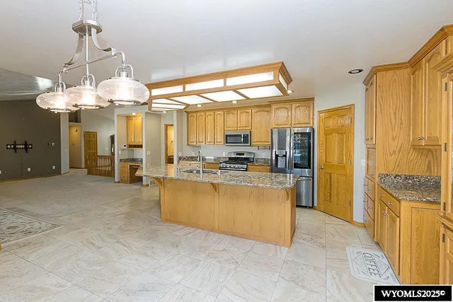 $675,000 | 516 Oak Creek Drive, Rock Springs, WY 82901