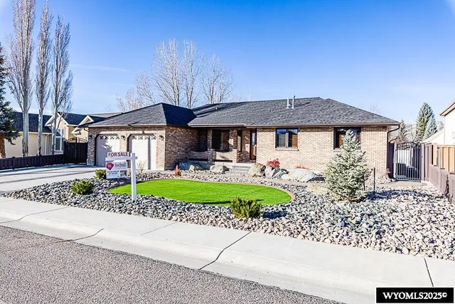 $675,000 | 516 Oak Creek Drive, Rock Springs, WY 82901