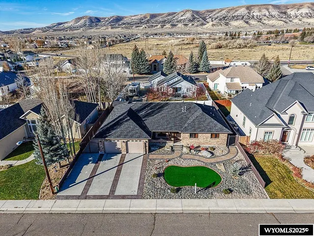 $675,000 | 516 Oak Creek Drive, Rock Springs, WY 82901