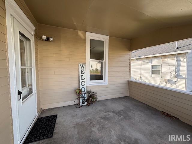 1221 Ritterskamp Avenue Vincennes, IN 47591 - Photo 3 of 20 Gallery Image 3