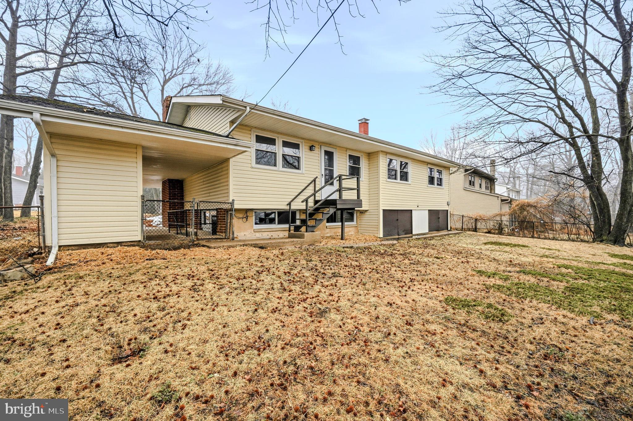 1302 Stanford Road Wilmington, DE 19803 - Photo 4 of 39 Charming home nestled in serene surroundings.