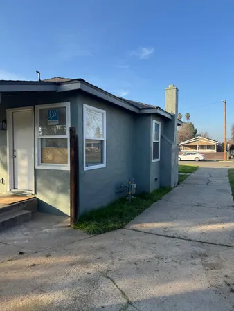 $329,500 | 3020 East Hedges Avenue, Fresno, CA 93703