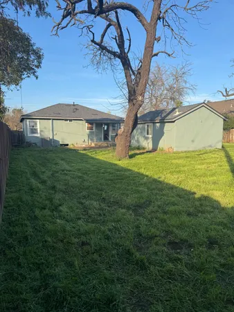 $329,500 | 3020 East Hedges Avenue, Fresno, CA 93703