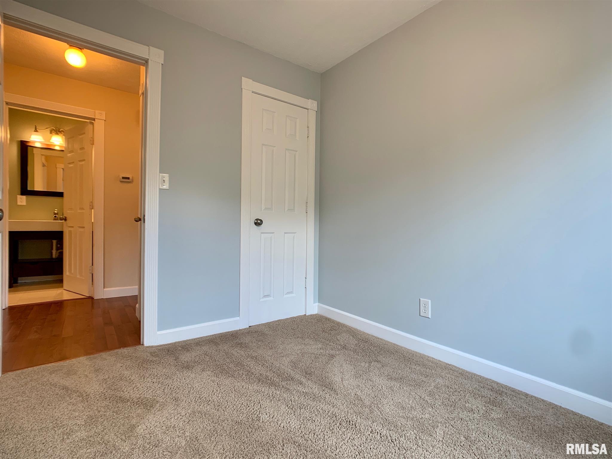 1960 Stanhope Road Springfield, IL 62702 - Photo 14 of 31