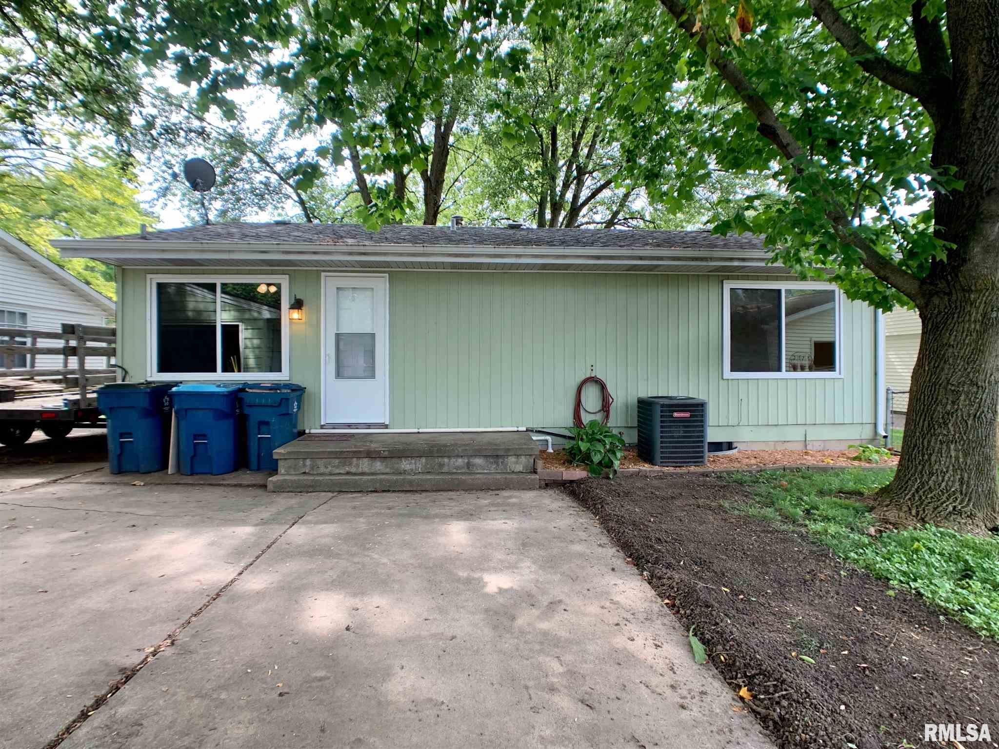 1960 Stanhope Road Springfield, IL 62702 - Photo 27 of 31