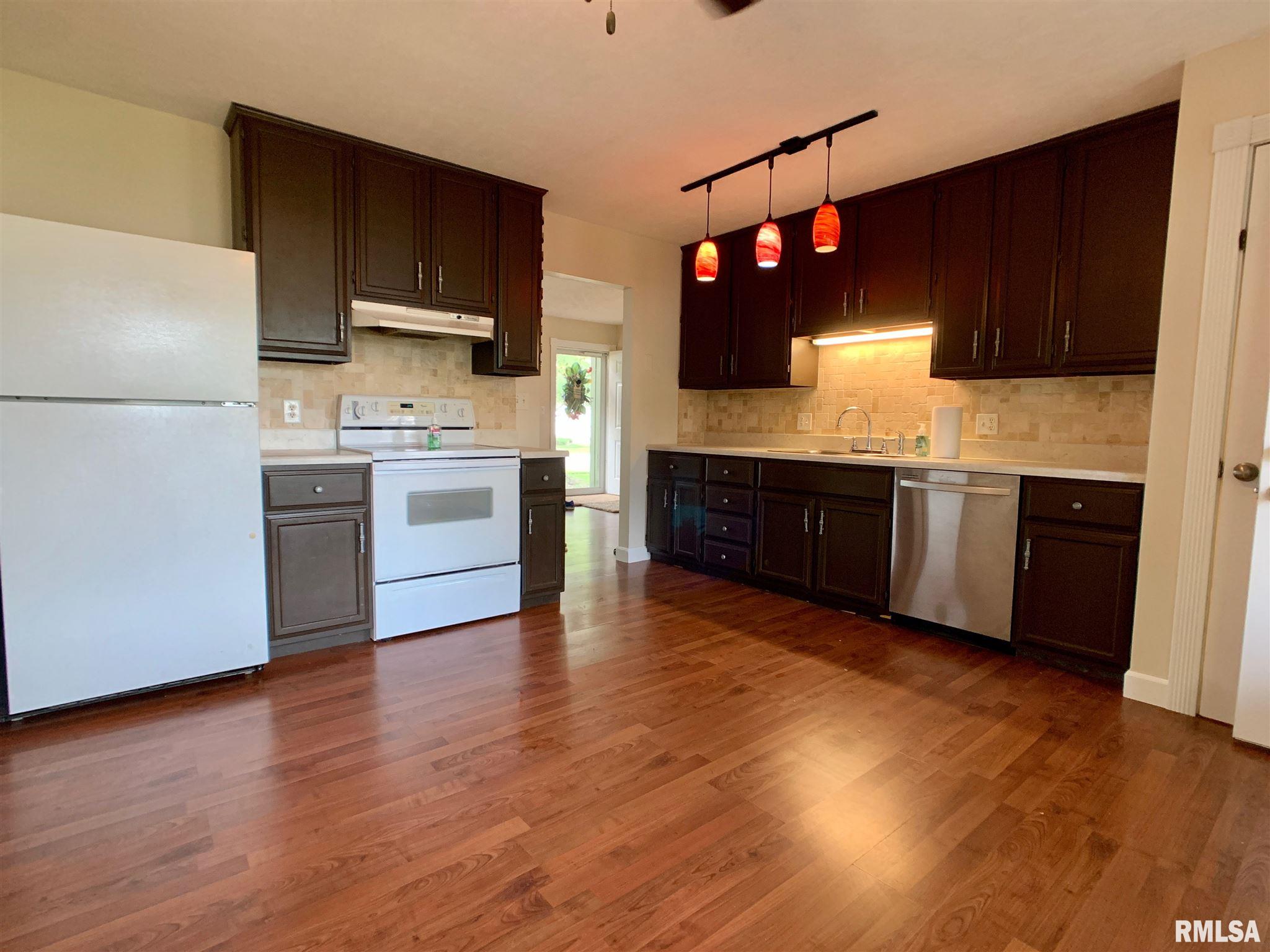 1960 Stanhope Road Springfield, IL 62702 - Photo 6 of 31