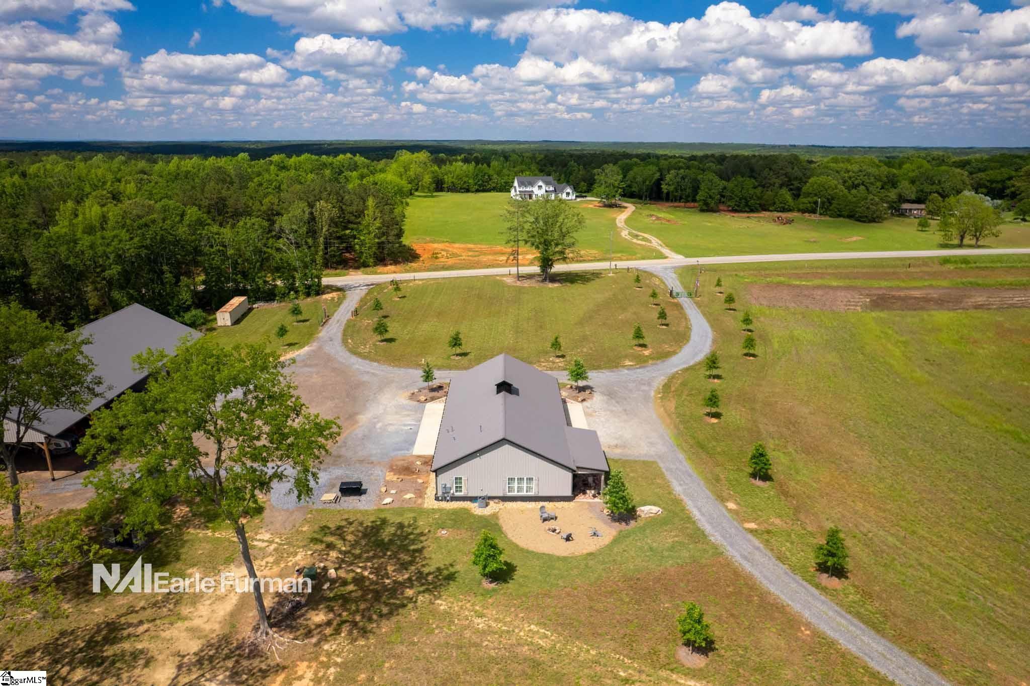 7483 Highway 252 Honea Path, SC 29654 - Photo 12 of 27