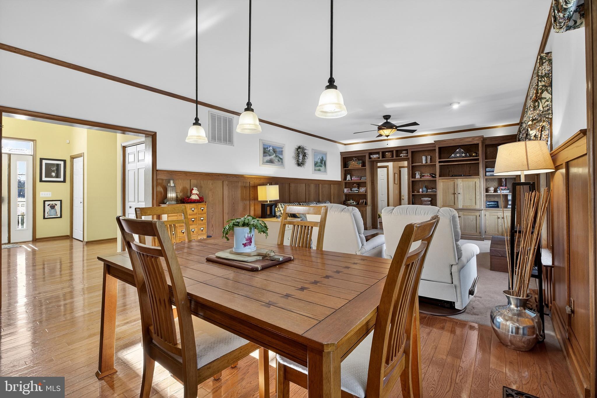 657 Vance Neck Road Middletown, DE 19709 - Photo 17 of 73 a view of a dining room with furniture